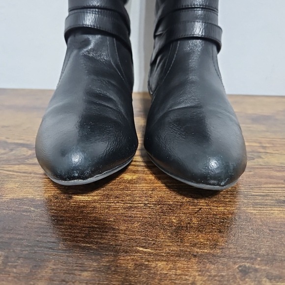 Womens Steve Madden Black Leather Knee High Boots Slouchy Buckle Sz 8 Goth - Picture 2 of 12